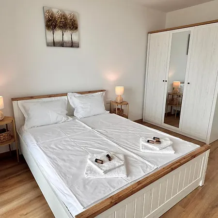 New In Breeze With Panoramic Sea View And Parking * Βάρνα